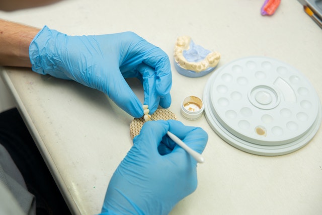 tum-disler-implant-olur-mu